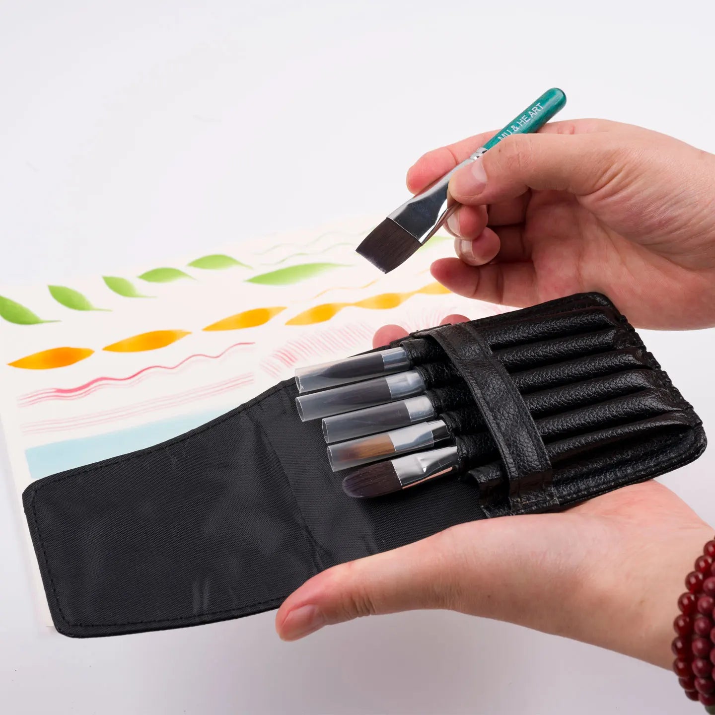 MiniPaint – Mini Watercolor Brush Set with Pouch