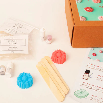 Soapia – DIY Soap Kit