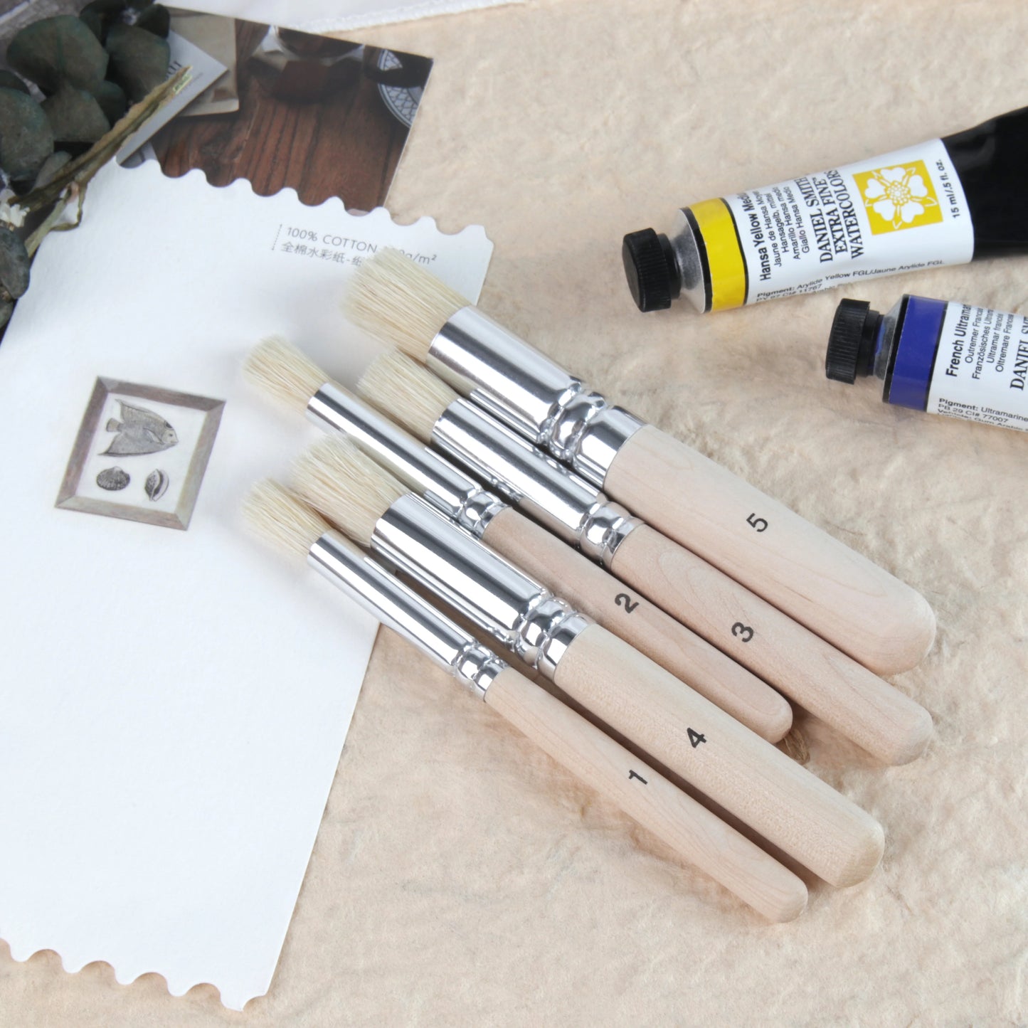 BrushCrest – 5-Piece Round Head Artist Brush Set