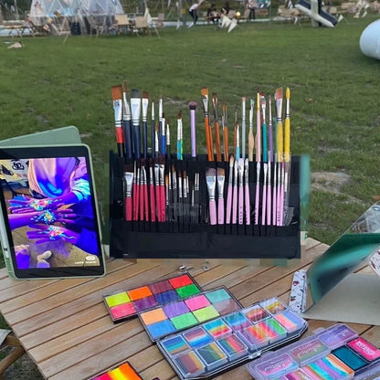 BrushMate – Foldable Paint Brush Storage Bag