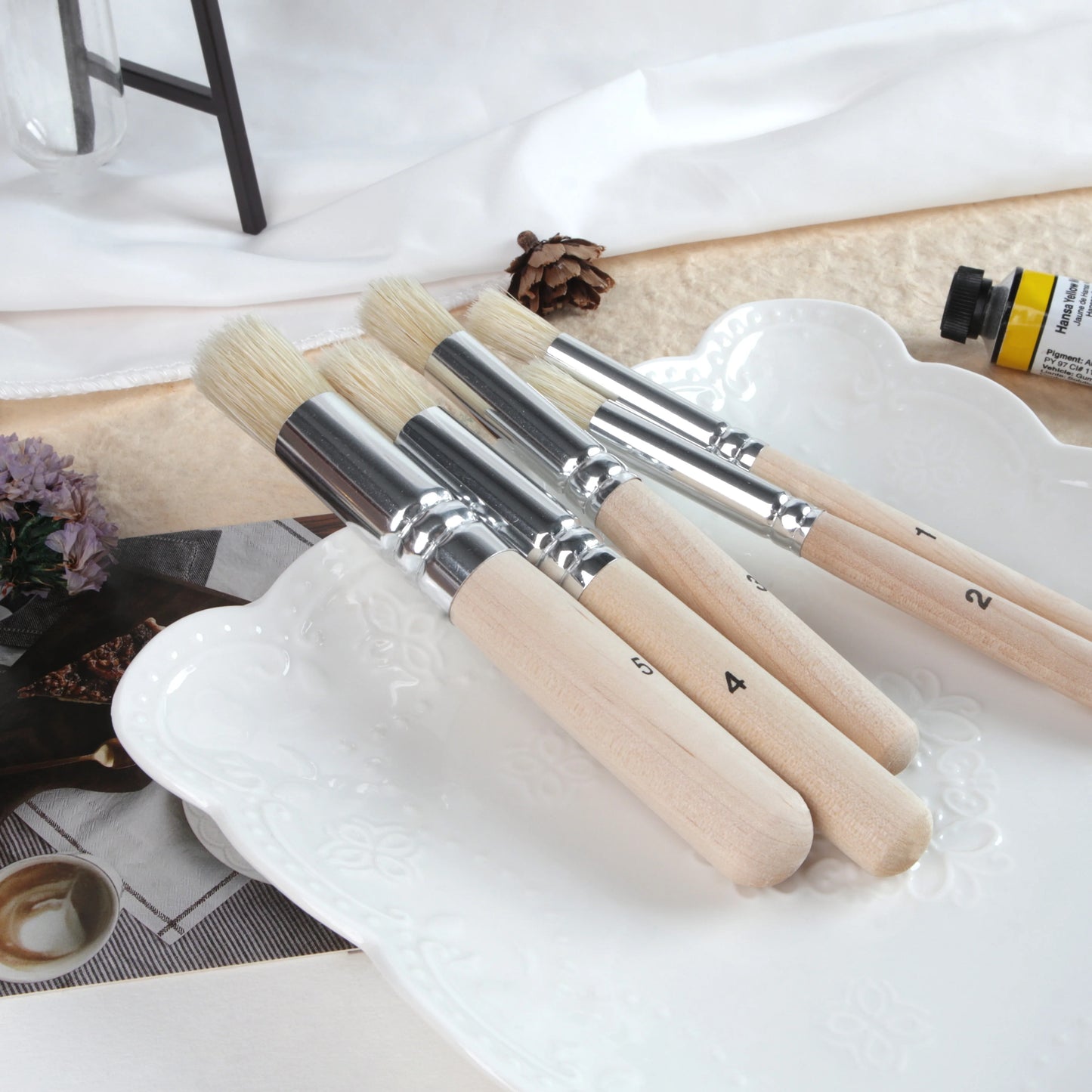BrushCrest – 5-Piece Round Head Artist Brush Set